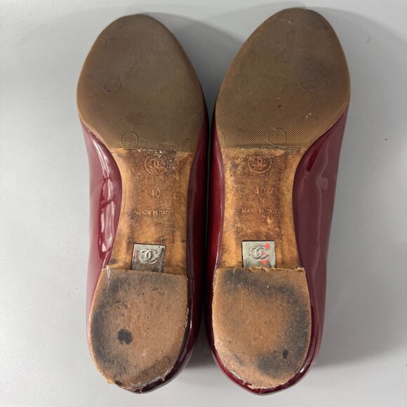 100% Authentic CHANEL Red Patent Mirrored Peep Toe Flats, Size 40 - Picture 9 of 14
